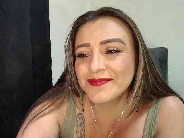 IsabellaaGarcia IsabellaaGarcia