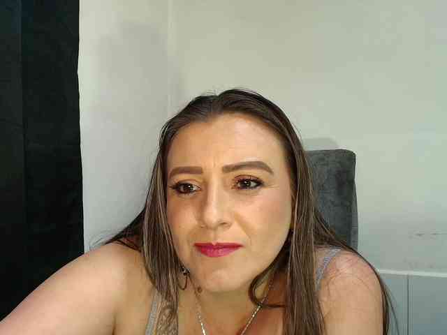 IsabellaaGarcia IsabellaaGarcia