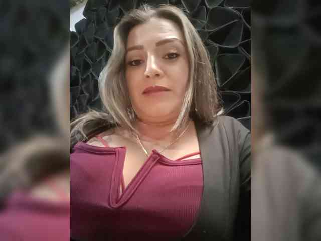 IsabellaaGarcia IsabellaaGarcia
