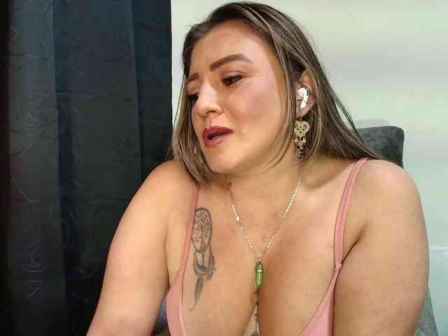 Isabellaagarcia webcam