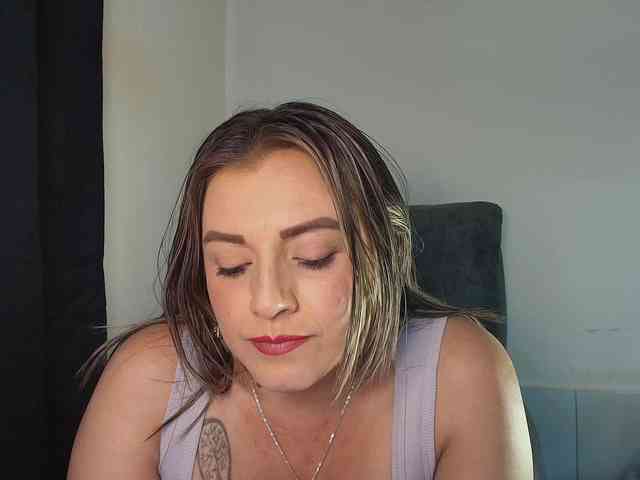 Isabellaagarcia webcam
