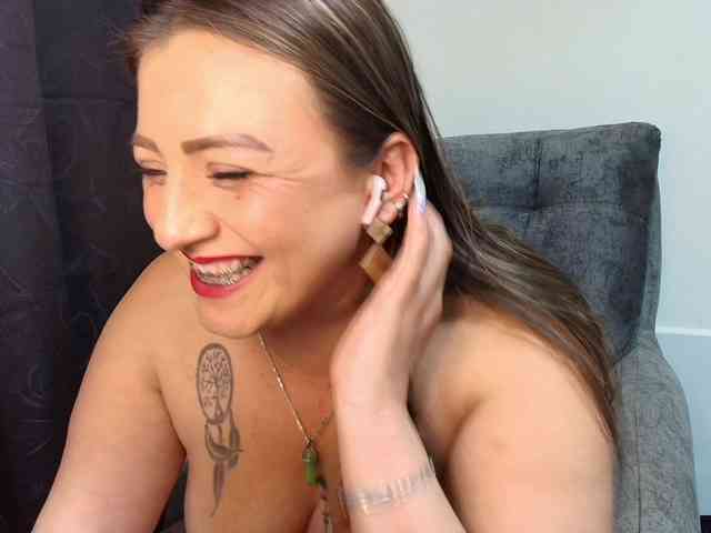 Isabellaagarcia webcam