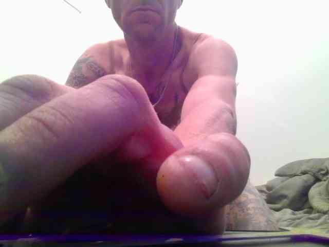 needtopleaseubb Live Webcam on BongaCams