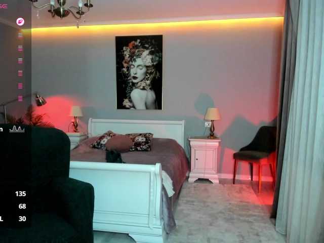 MissGiulia's BongaCams show and profile