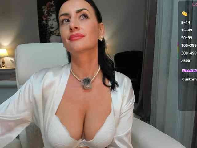 Miss_Giulia webcam