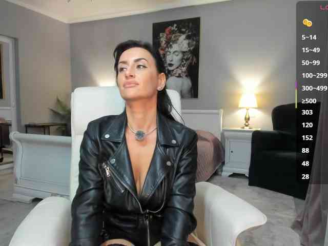 Miss_Giulia