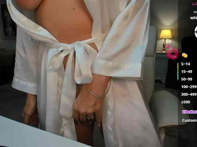 Miss_Giulia webcam