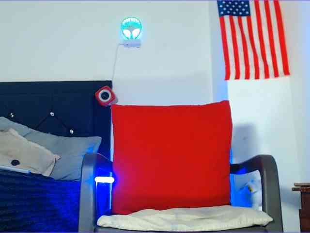 krillynnt Live Webcam on BongaCams