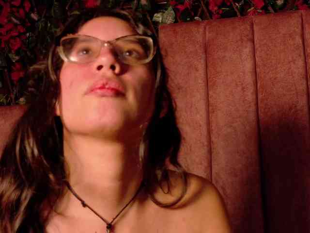 CoralineSanchez webcam