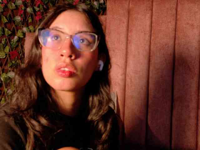 CoralineSanchez - Girl 