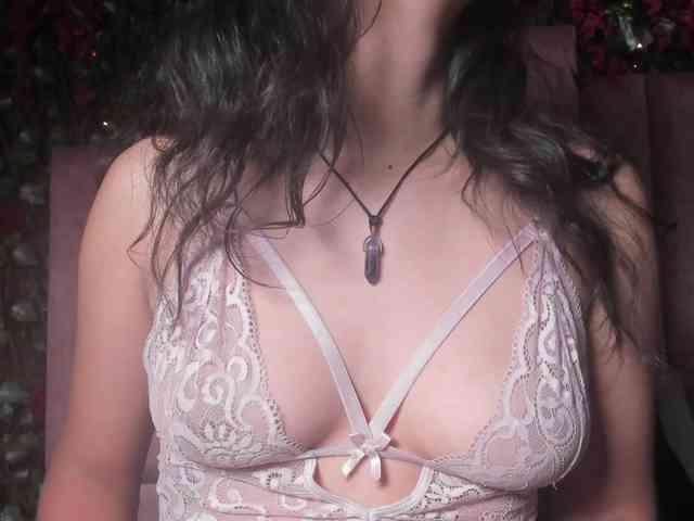 CoralineSanchez webcam