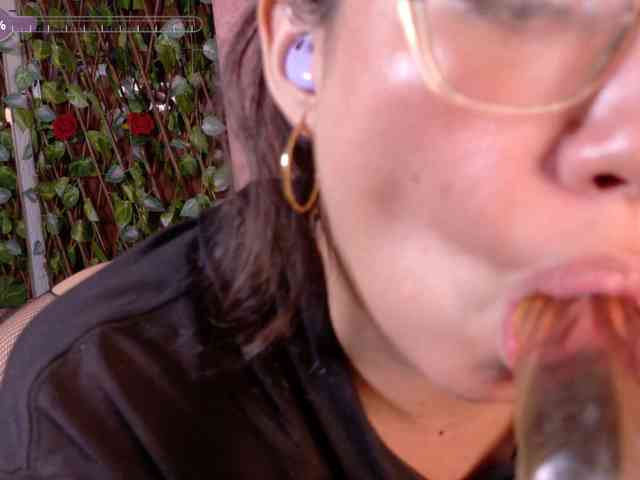 CoralineSanchez - Girl 