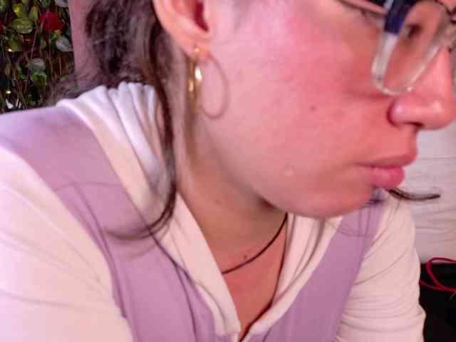 CoralineSanchez webcam