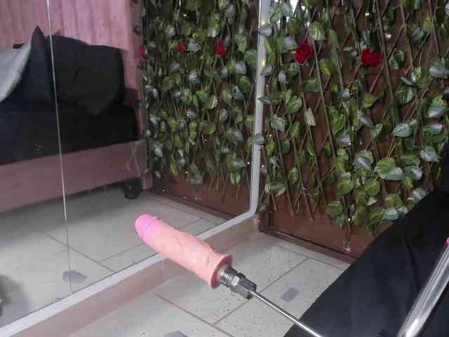 CoralineSanchez webcam