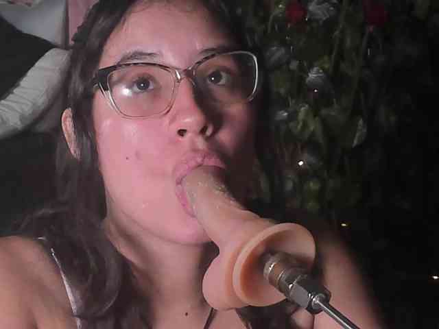 CoralineSanchez webcam