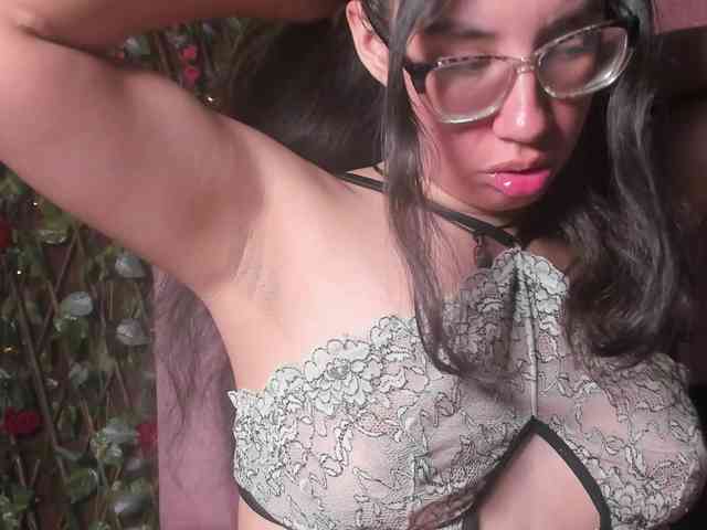 CoralineSanchez - Girl 