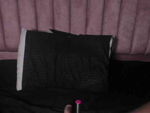 CoralineSanchez webcam