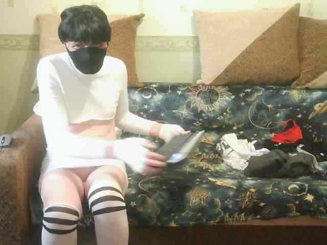 Dzoniy Live Webcam on BongaCams