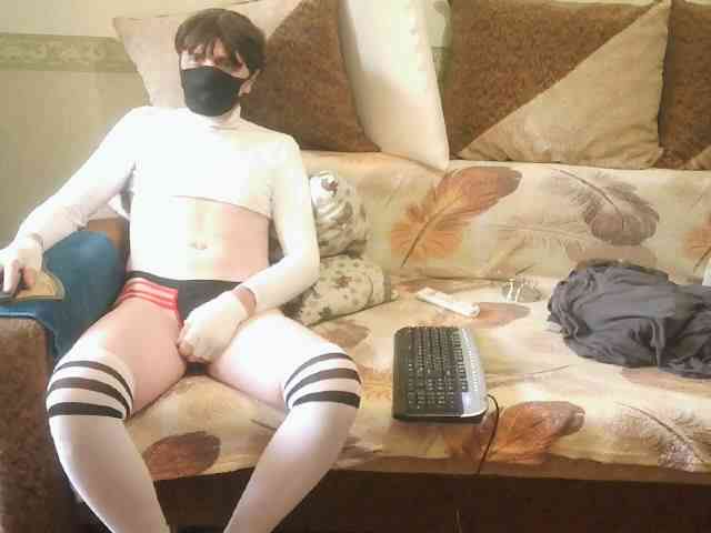 Dzoniy Live Webcam on BongaCams