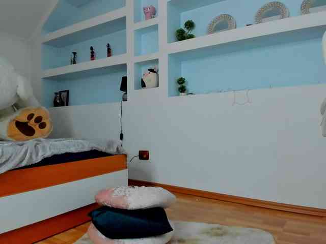 JuicyJulie webcam