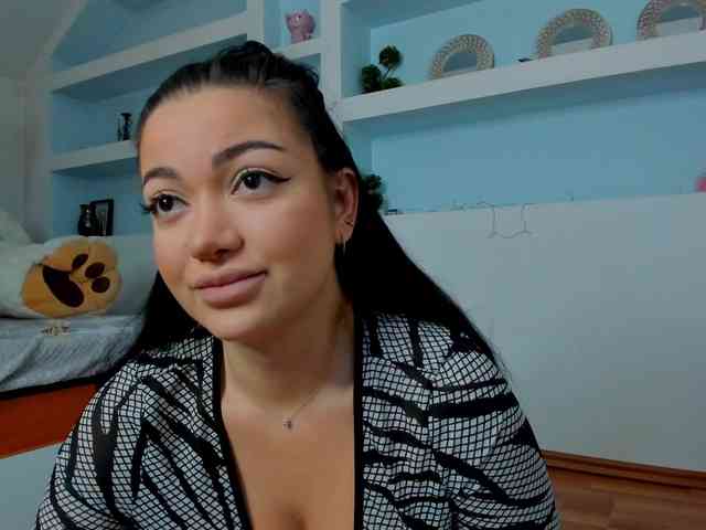 JuicyJulie webcam