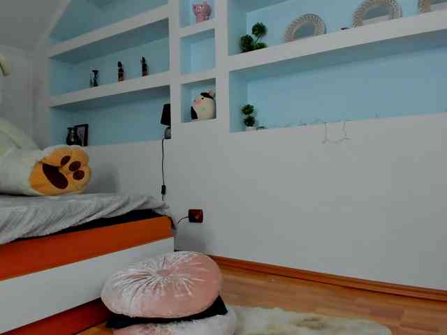 JuicyJulie webcam