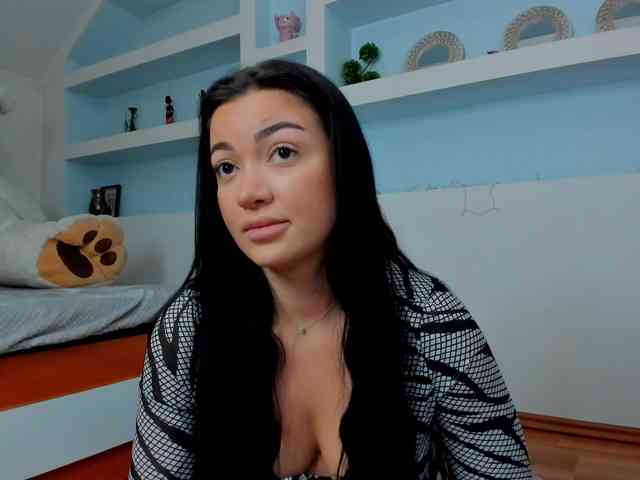 JuicyJulie webcam