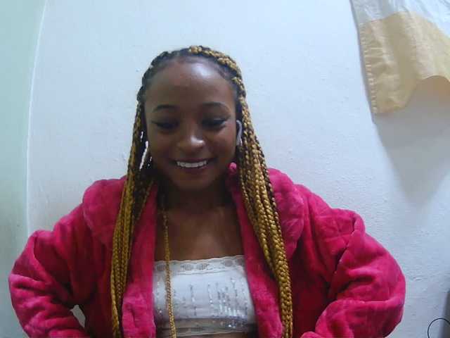 Chou1 live webcam show