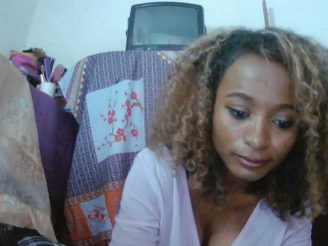 Chou1 live cam on BongaCams