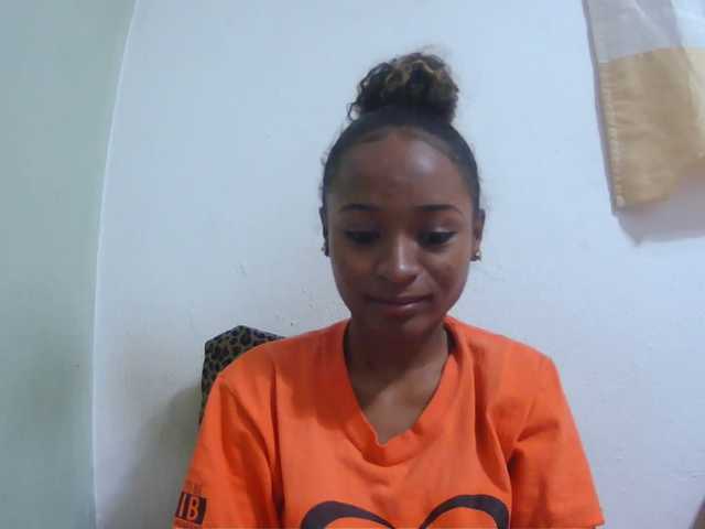 Chou1 live webcam show