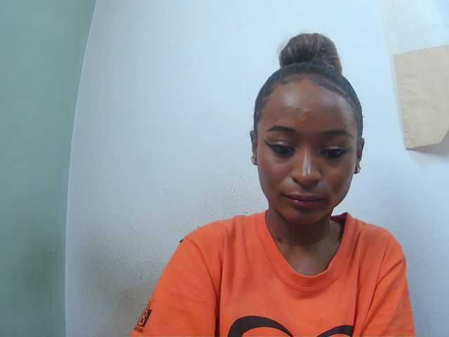 Chou1 live webcam show