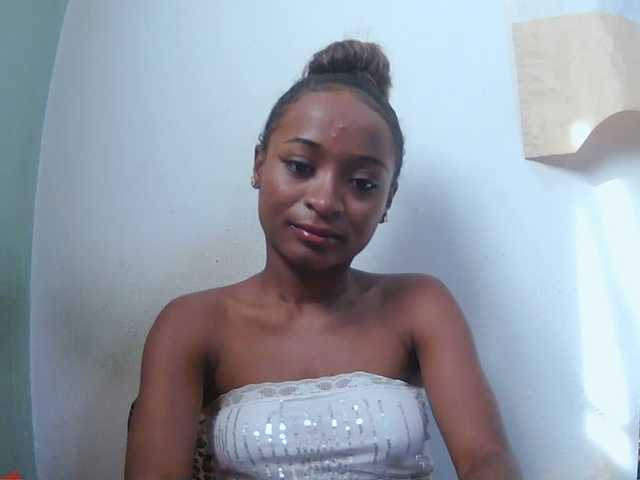 Chou1 live webcam show