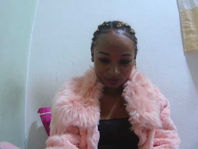 Chou1 live cam on BongaCams