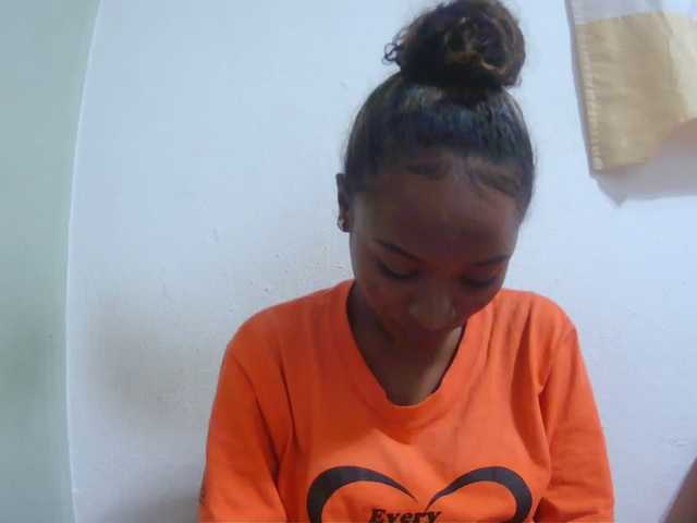 Chou1 live webcam show