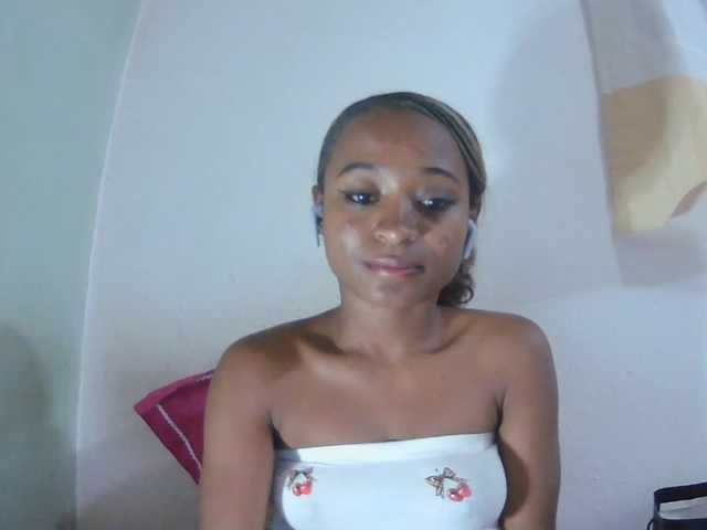 Tiscah live cam preview