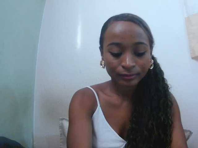 Tiscah — live female cam