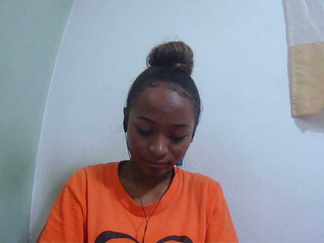 Chou1 live webcam show