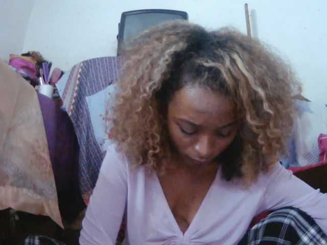 Chou1 live cam on BongaCams