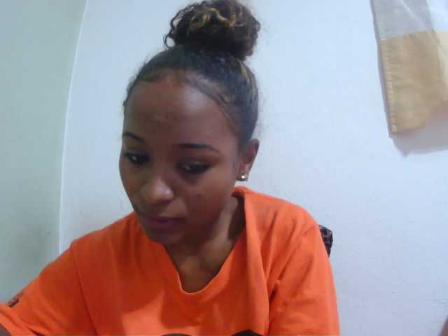 Chou1 live webcam show