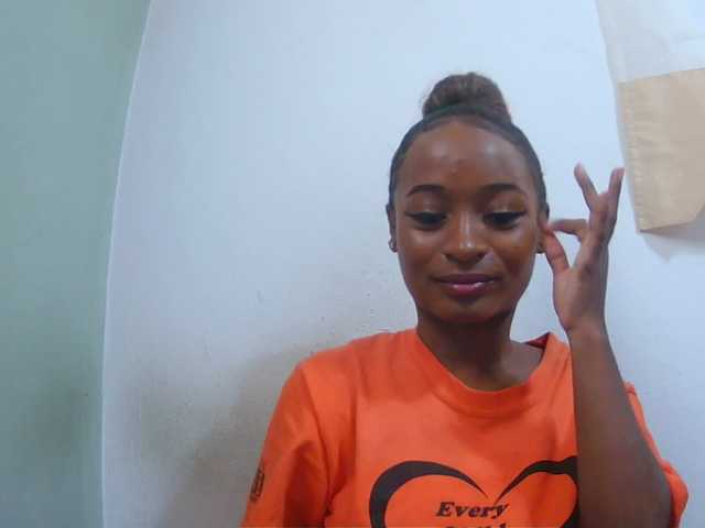 Chou1 live webcam show