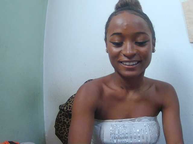 Chou1 live webcam show