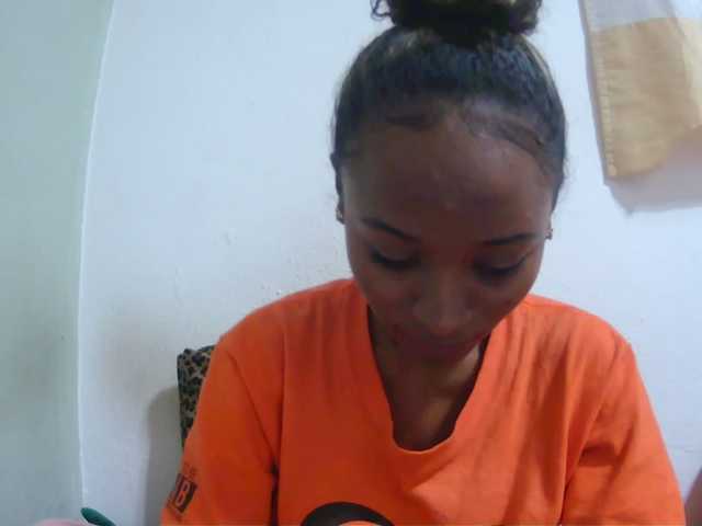 Chou1 live webcam show