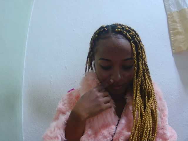 Chou1 live webcam show