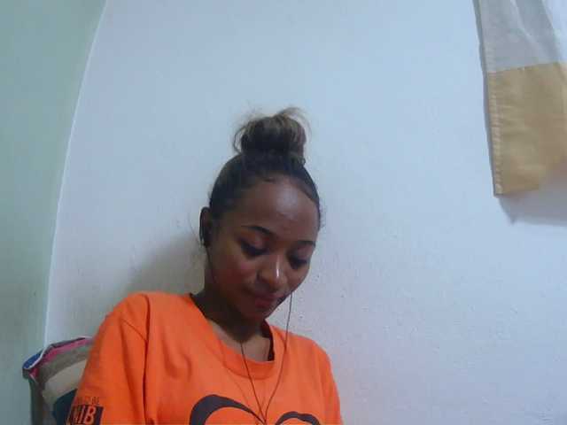 Chou1 live webcam show