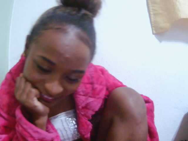 Chou1 live webcam show