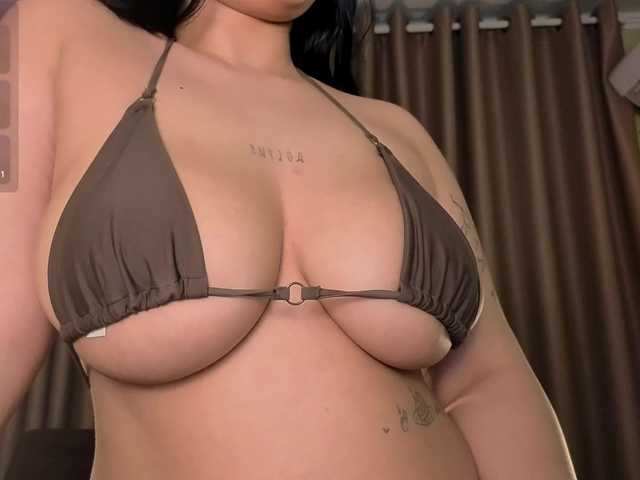 honeybrownie's BongaCams show and profile