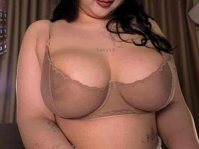 Adellene webcam
