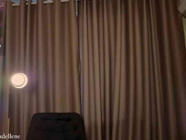 Adellene webcam