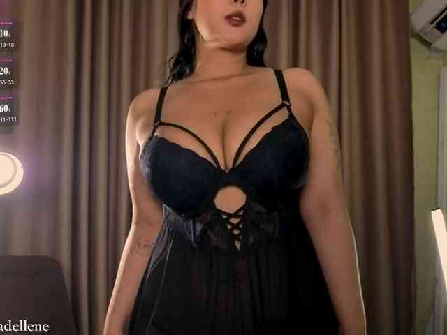 Adellene webcam