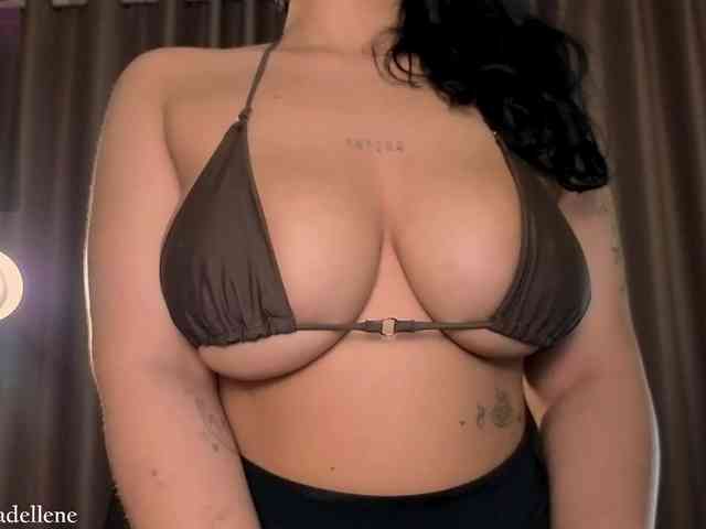 Adellene webcam